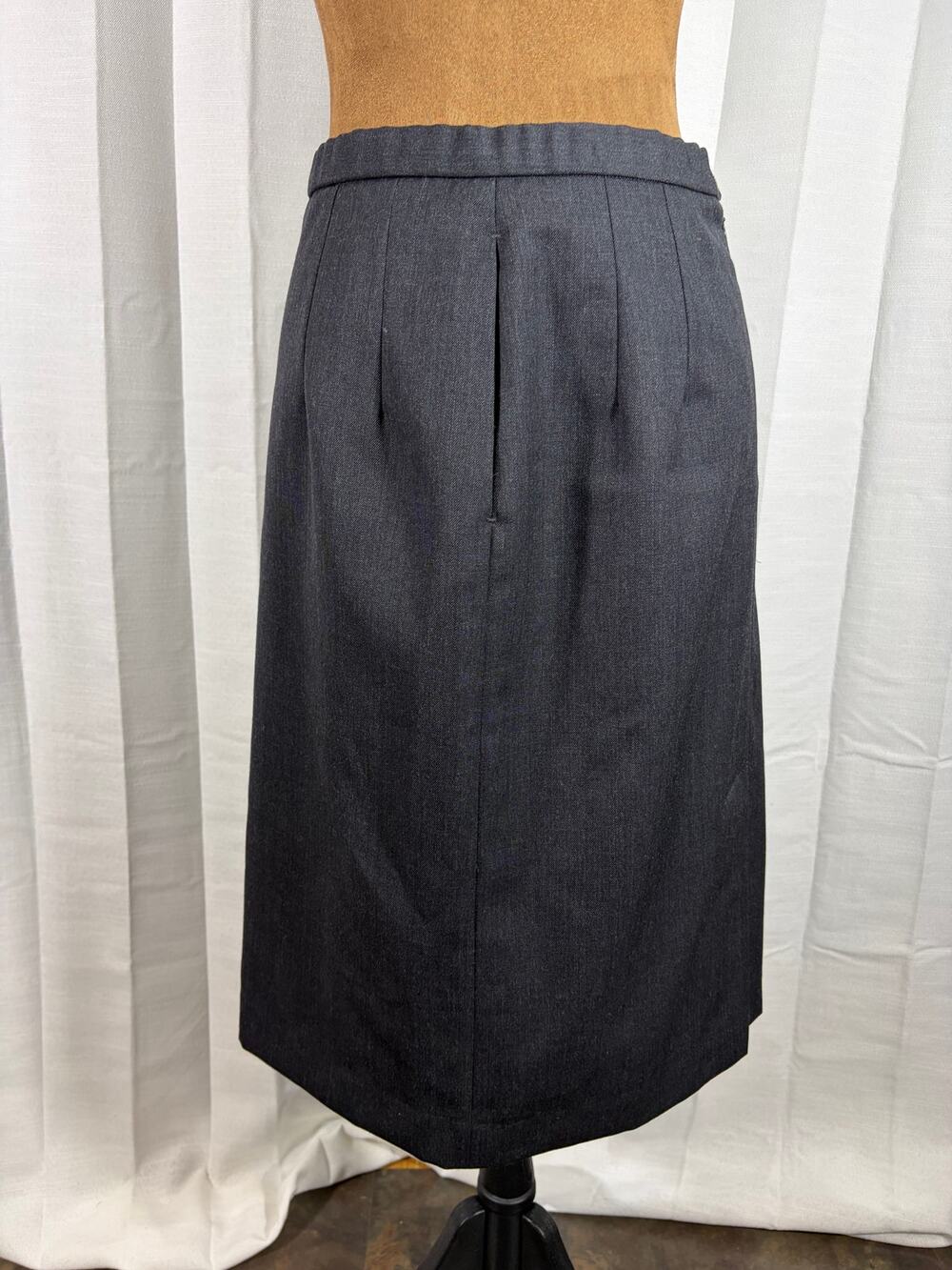 Pendleton Skirt 6P Charcoal Gray Virgin Wool Pencil Front Pleats Lined USA